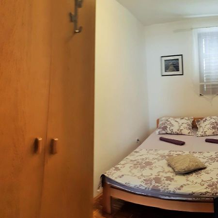 Dalmatino Apartmani Vir Exterior foto