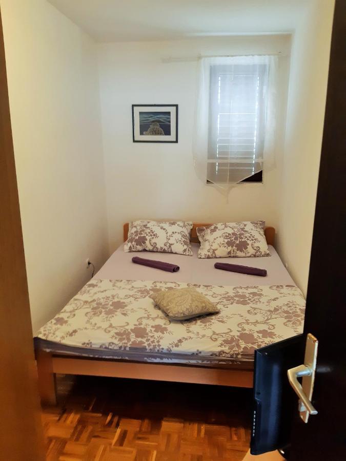 Dalmatino Apartmani Vir Exterior foto